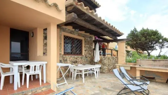 Апартаменты Aura Maris - Cala Caterina Вилласимиус